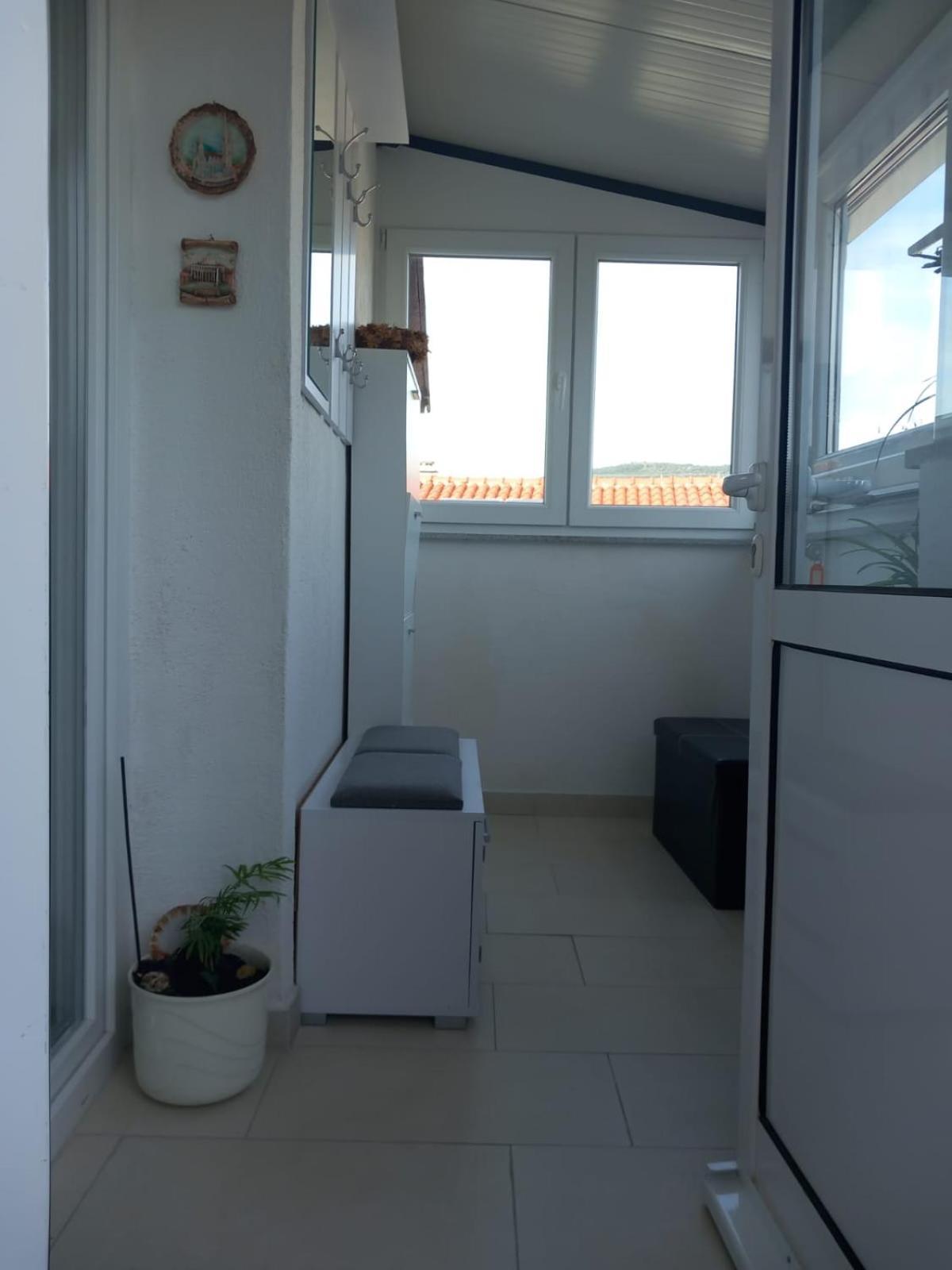 Braavos Apartments Sibenik - Free Parking - Marina 100M Номер фото